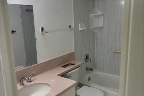 Condo in West Palm Beach, Florida, 2 bedrooms № 2192821 - photo 4