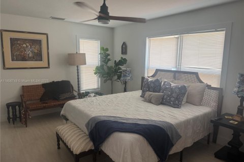 House in Marco Island, Florida 3 bedrooms № 1878767 - photo 13