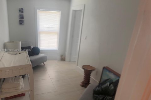 House in Marco Island, Florida 3 bedrooms № 1878767 - photo 22