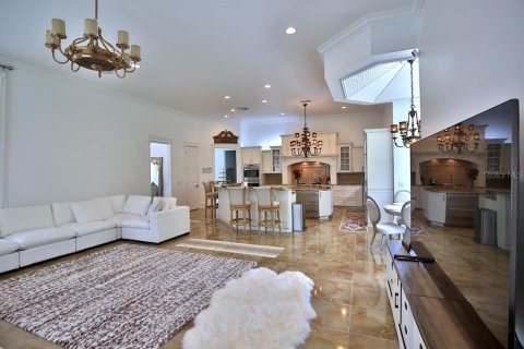Casa en venta en Ocala, Florida, 5 dormitorios, 549.24 m2 № 1804718 - foto 18
