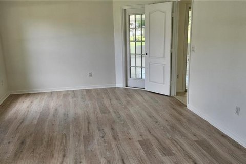Casa en venta en Deltona, Florida, 3 dormitorios, 203.83 m2 № 2216021 - foto 15