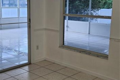 Casa en venta en Deltona, Florida, 3 dormitorios, 203.83 m2 № 2216021 - foto 12