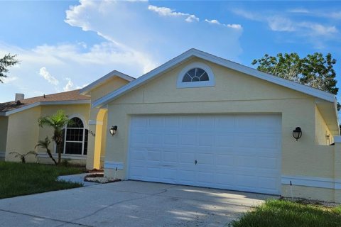 Villa ou maison à Deltona, Floride 3 chambres, 203.83 m2 № 2216021