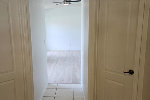 Casa en venta en Deltona, Florida, 3 dormitorios, 203.83 m2 № 2216021 - foto 17