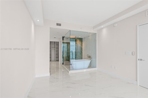 Copropriété à vendre à Miami, Floride: 2 chambres, 143.26 m2 № 2043176 - photo 19