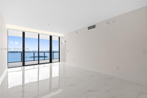 Copropriété à vendre à Miami, Floride: 2 chambres, 143.26 m2 № 2043176 - photo 14