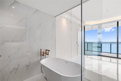 Copropriété à vendre à Miami, Floride: 2 chambres, 143.26 m2 № 2043176 - photo 30