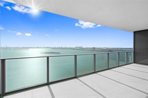 Copropriété à vendre à Miami, Floride: 2 chambres, 143.26 m2 № 2043176 - photo 16