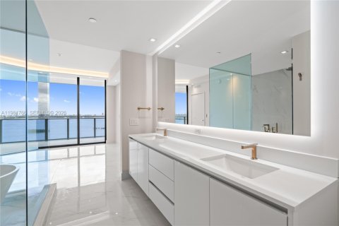 Copropriété à vendre à Miami, Floride: 2 chambres, 143.26 m2 № 2043176 - photo 23