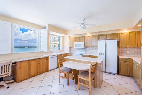 Condo in Clearwater, Florida, 3 bedrooms  № 2150733 - photo 18