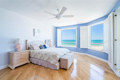 Condo in Clearwater, Florida, 3 bedrooms  № 2150733 - photo 27