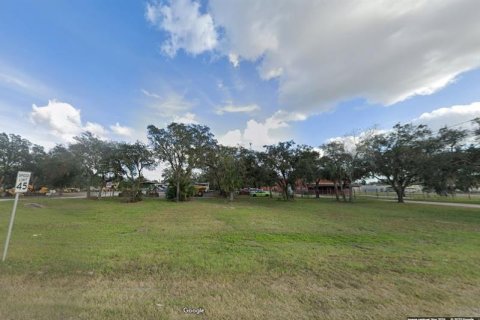 Terreno en venta en Polk City, Florida № 2160728 - foto 2