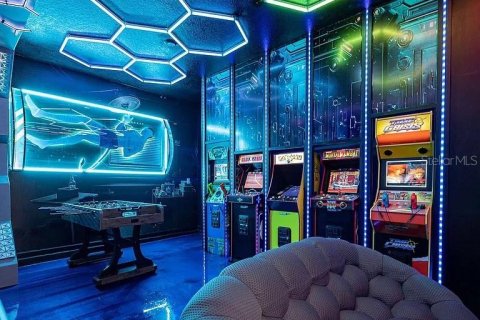 Купить виллу или дом в Киссимми, Флорида 5 комнат, 387.03м2, № 2125550 - фото 16