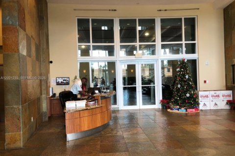 Купить кондоминиум в Халландейл-Бич, Флорида 3 спальни, 137.59м2, № 2065219 - фото 20