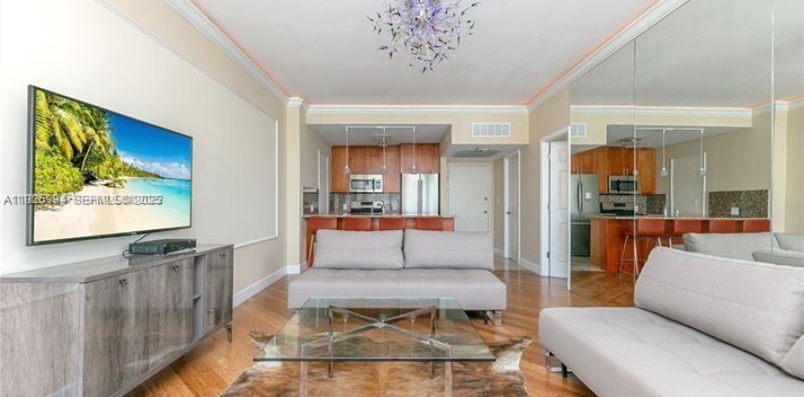 Condo à Hallandale Beach, Floride, 1 chambre  № 1986175