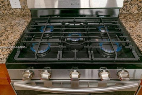 Copropriété à louer à Hallandale Beach, Floride: 1 chambre, 68.38 m2 № 1986175 - photo 11