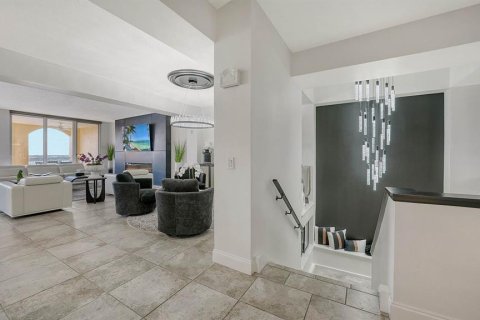 Condo in Palmetto, Florida, 3 bedrooms  № 1034559 - photo 5
