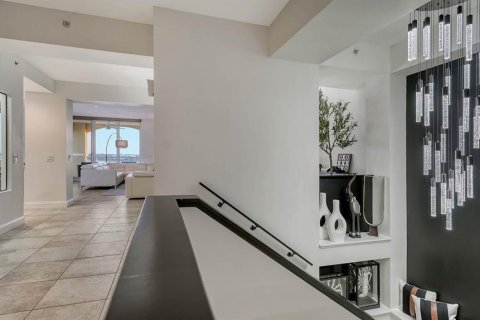 Condo in Palmetto, Florida, 3 bedrooms  № 1034559 - photo 12