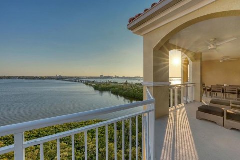 Condo in Palmetto, Florida, 3 bedrooms  № 1034559 - photo 16