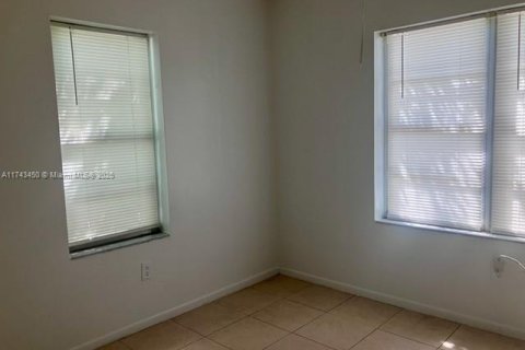 Copropriété à vendre à Miami, Floride: 1 chambre, 35.86 m2 № 1959565 - photo 3