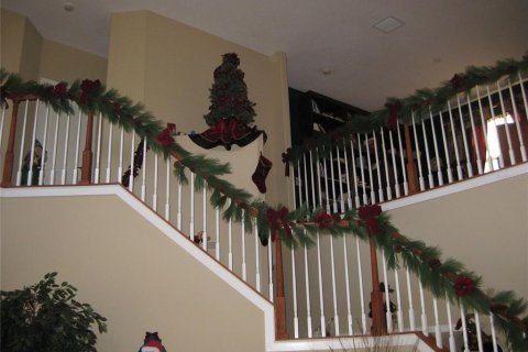 Casa en venta en Land O' Lakes, Florida, 6 dormitorios, 405.7 m2 № 2277470 - foto 20