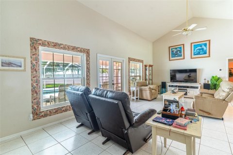 Villa ou maison à vendre à Lake Alfred, Floride: 3 chambres, 197.7 m2 № 2349644 - photo 11