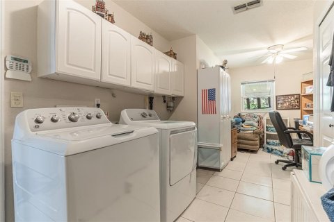 Villa ou maison à vendre à Lake Alfred, Floride: 3 chambres, 197.7 m2 № 2349644 - photo 25