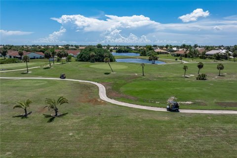 Terrain à vendre à Punta Gorda, Floride № 2339687 - photo 3