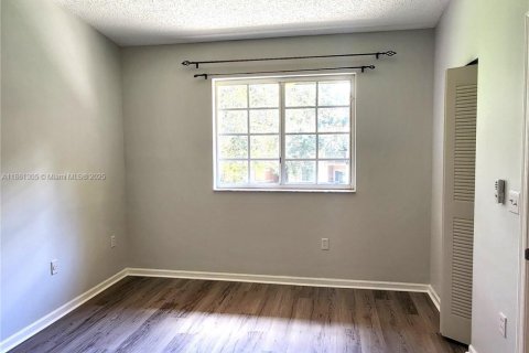 Condo in Davie, Florida, 2 bedrooms  № 1892710 - photo 18