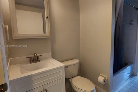 Condo in Davie, Florida, 2 bedrooms  № 1892710 - photo 9