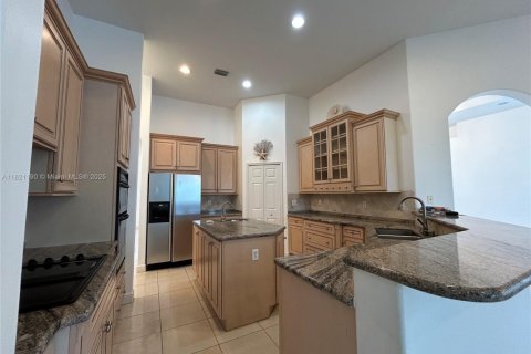 Villa ou maison à vendre à Homestead, Floride: 4 chambres, 335.66 m2 № 1784075 - photo 11