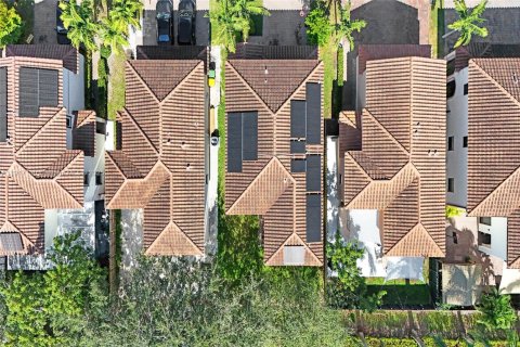 Casa en venta en Homestead, Florida, 5 dormitorios, 232.63 m2 № 1973571 - foto 15