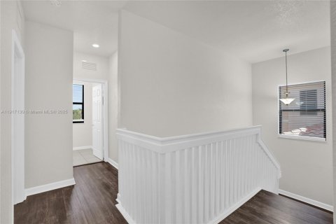 Casa en venta en Homestead, Florida, 5 dormitorios, 232.63 m2 № 1973571 - foto 19