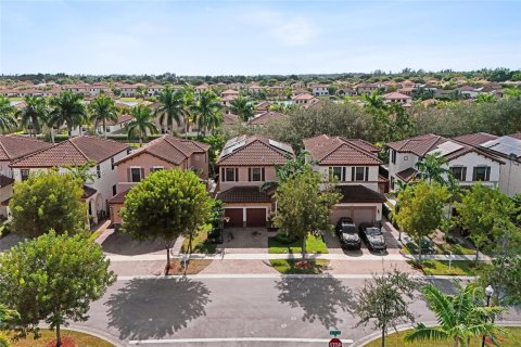 Casa en venta en Homestead, Florida, 5 dormitorios, 232.63 m2 № 1973571 - foto 14