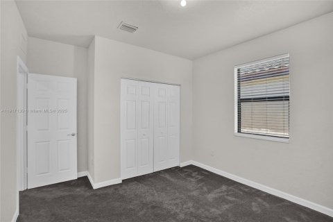 Casa en venta en Homestead, Florida, 5 dormitorios, 232.63 m2 № 1973571 - foto 25