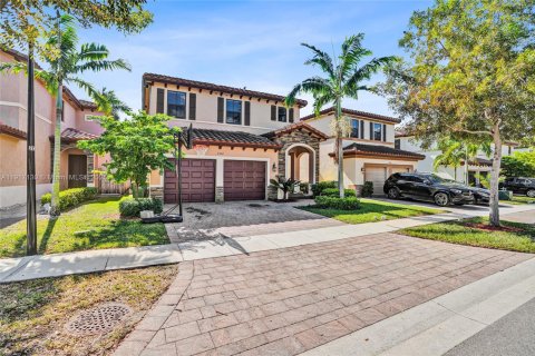 Casa en venta en Homestead, Florida, 5 dormitorios, 232.63 m2 № 1973571 - foto 3