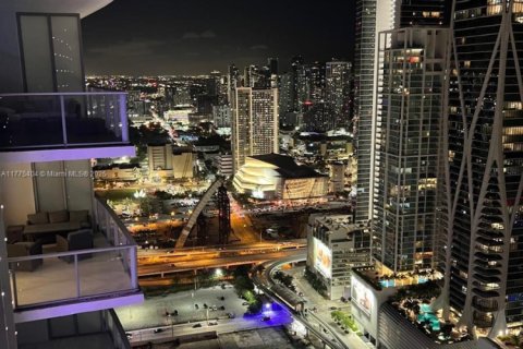 Condo in Miami, Florida, 3 bedrooms  № 1868555 - photo 3