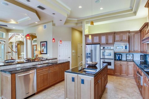 House in North Redington Beach, Florida 4 bedrooms, 384.8 sq.m. № 962756 - photo 27