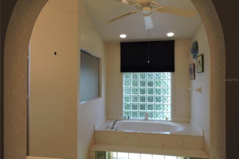 House in Rotonda, Florida 3 bedrooms, 233.65 sq.m. № 2266385 - photo 21