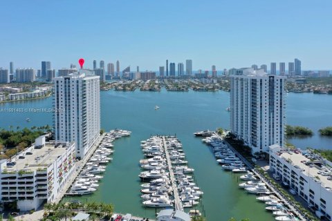 Copropriété à vendre à North Miami, Floride: 2 chambres, 167.97 m2 № 1604726 - photo 2