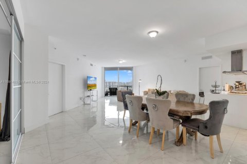 Copropriété à vendre à North Miami, Floride: 2 chambres, 167.97 m2 № 1604726 - photo 5