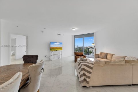 Copropriété à vendre à North Miami, Floride: 2 chambres, 167.97 m2 № 1604726 - photo 3