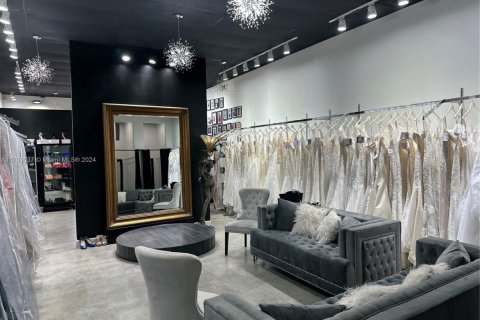 Immobilier commercial à vendre à Miami, Floride № 1952921 - photo 4