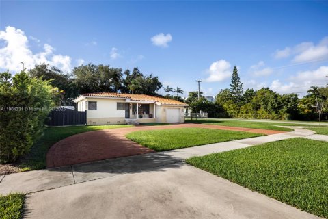 Купить виллу или дом в Майами, Флорида 3 спальни, 130.62м2, № 1957019 - фото 13