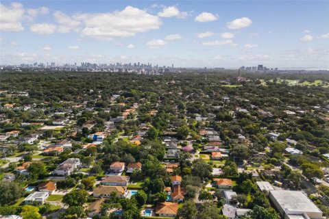 Купить виллу или дом в Майами, Флорида 3 спальни, 130.62м2, № 1957019 - фото 15