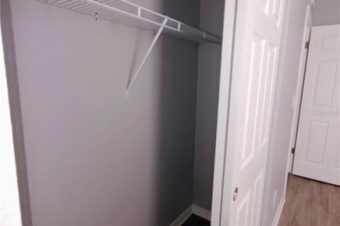 Снять в аренду виллу или дом в Семинол, Флорида 6 комнат, 89.19м2, № 2115233 - фото 14