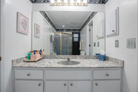 House in Sarasota, Florida 3 bedrooms, 169.27 sq.m. № 1917646 - photo 28