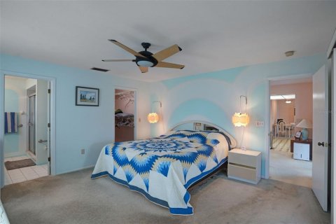 House in Sarasota, Florida 3 bedrooms, 169.27 sq.m. № 1917646 - photo 12