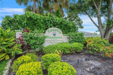 House in Sarasota, Florida 3 bedrooms, 169.27 sq.m. № 1917646 - photo 4