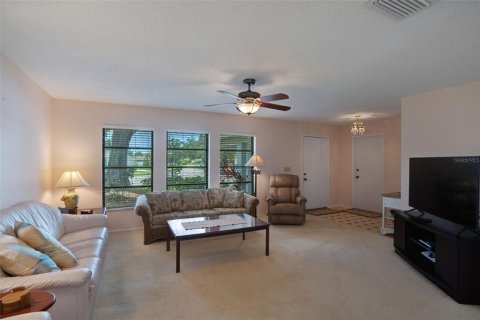 House in Sarasota, Florida 3 bedrooms, 169.27 sq.m. № 1917646 - photo 7